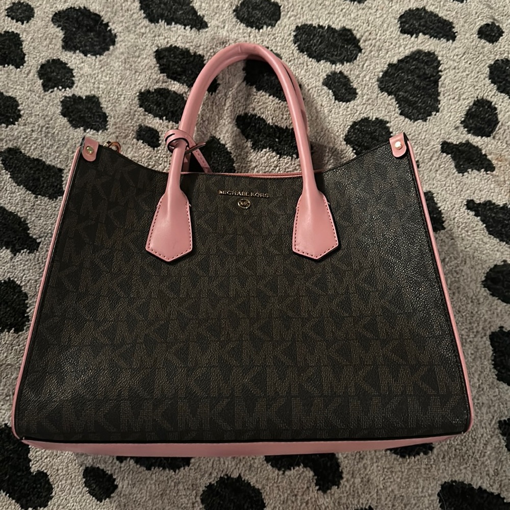 Michale Kors purse